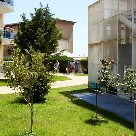 Luxury First Line With Pool By The Sea Appartement *