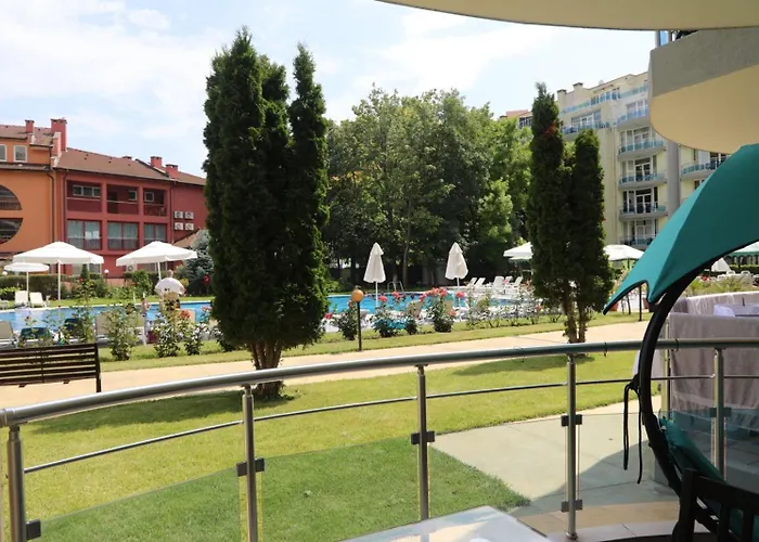 Luxury First Line With Pool By The Sea Apartment