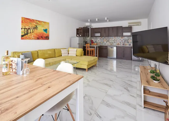 Luxury First Line With Pool By The Sea Apartment Nessebar