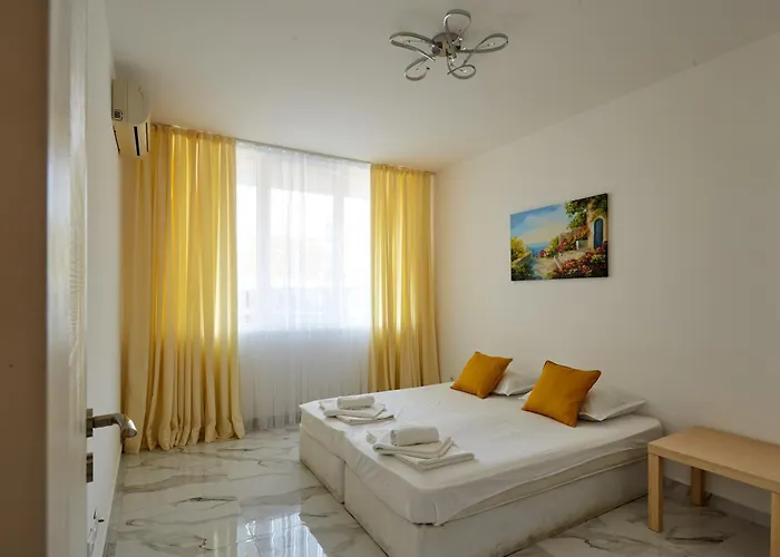 Apartment Luxury First Line With Pool By The Sea Nessebar