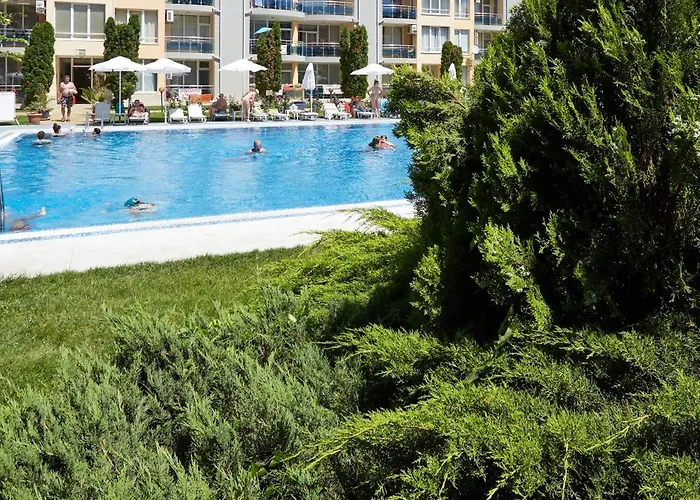 Luxury First Line With Pool By The Sea Nessebar
