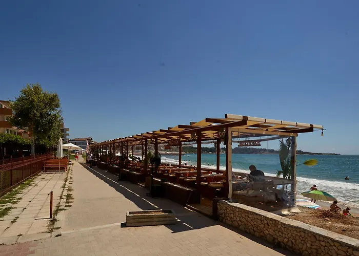 Luxury First Line With Pool By The Sea Apartment Nessebar