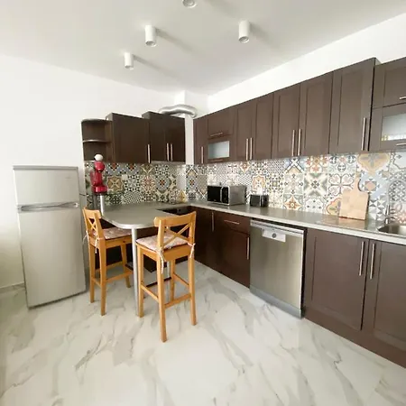 公寓 Luxury First Line With Pool By The Sea *