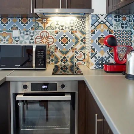 Luxury First Line With Pool By The Sea 公寓 *