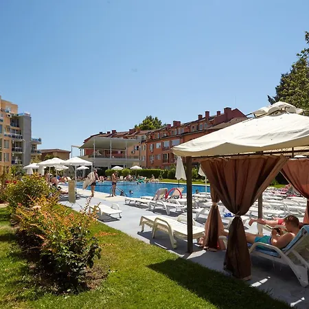 Luxury First Line With Pool By The Sea * 内塞伯尔